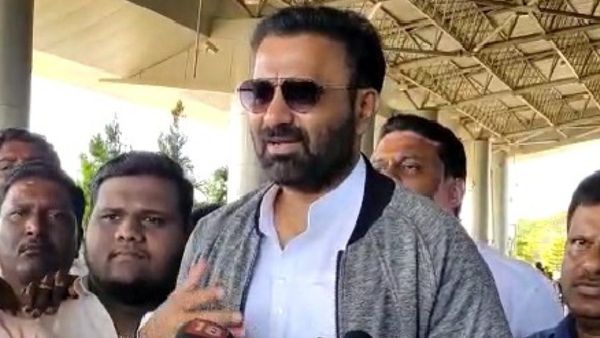 'ರಾಜಕೀಯ ನಾಯಕರನ್ನ, ಜನರನ್ನ ಕರೆಯಲು ಇವರ್‍ಯಾರು‌' ಸಂತೋಷ್ ಲಾಡ್ ಕಿಡಿ