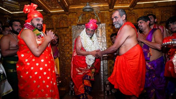 ಉಡುಪಿ ಪುತ್ತಿಗೆ ಪರ್ಯಾಯೋತ್ಸಕ್ಕೆ ಅಷ್ಟ ಮಠಾಧೀಶರು ಗೈರು: ಸ್ವಾಮೀಜಿಗಳ ನಡುವಿನ ಅಸಮಾಧಾನವೇನು?