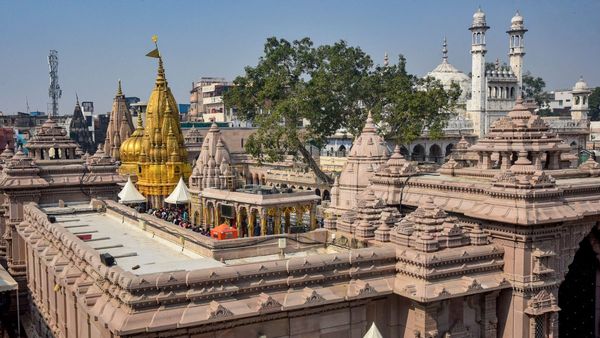 ವಾರಣಾಸಿಯ ಜ್ಞಾನವಾಪಿ ಮಸೀದಿಯ ನೆಲಮಾಳಿಗೆಯಲ್ಲಿ ಹಿಂದೂಗಳ ಪೂಜೆಗೆ ಅವಕಾಶ