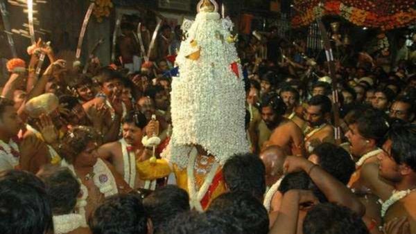 Bengaluru Karaga: ಐತಿಹಾಸಿಕ ಬೆಂಗಳೂರು ಕರಗ ಮಹೋತ್ಸವಕ್ಕೆ ದಿನಾಂಕ ನಿಗದಿ: ವಿವರ ತಿಳಿಯಿರಿ