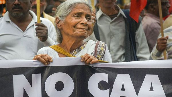 CAA: ಮತ್ತೆ ಮುನ್ನಲೆಗೆ ಬಂದ ವಿವಾದಿತ ಸಿಎಎ; ಲೋಕಸಭೆ ಚುನಾವಣೆ ಘೋಷಣೆಗೂ ಮುನ್ನವೇ ಜಾರಿ!