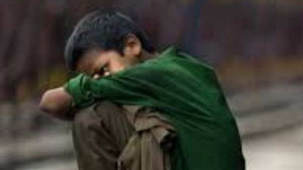 ಸ್ಕೂಲ್‌ಗೆ ಚಕ್ಕರ್‌, ಕೂಲಿಗೆ ಹಾಜರ್‌! ರಾಯಚೂರಿನಲ್ಲಿ ಎಲ್ಲಿಗೆ ಬಂತು ನೋಡಿ ಮಕ್ಕಳ ಶಿಕ್ಷಣ....