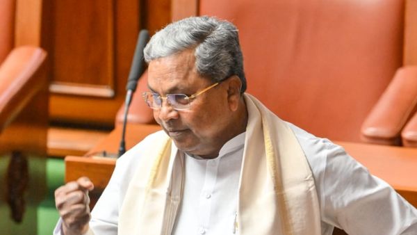 ಸದನದಲ್ಲೂ ಸದ್ದು ಮಾಡಿದ ಉಪೇಂದ್ರ ಸಾಂಗ್:‌ ಏನಿಲ್ಲ ಏನಿಲ್ಲ ಹಾಡಿನ ಮೂಲಕ ಬಿಜೆಪಿಯವರ ಕಾಲೆಳೆದ ಸಿದ್ದರಾಮಯ್ಯ!