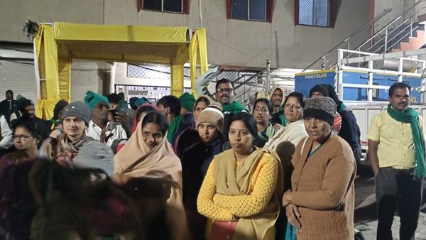 ದೆಹಲಿ ಚಲೋಗೆ ಹೊರಟಿದ್ದ ರಾಜ್ಯದ ನೂರಾರು ರೈತರು ಭೋಪಾಲ್‌ನಲ್ಲಿ ಪೊಲೀಸರ ವಶಕ್ಕೆ-ಮುಂದಾಗಿದ್ದೇನು?