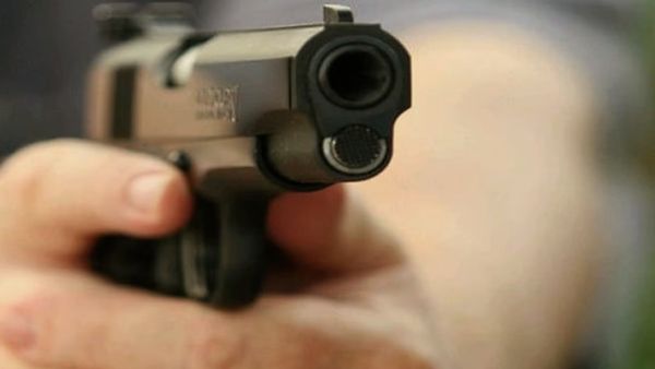 ದೆಹಲಿಯ ಸಲೂನ್‌ನಲ್ಲಿ ಗುಂಡಿನ ದಾಳಿ: ಇಬ್ಬರು ಯುವಕರ ಸಾವು- ಫೈರಿಂಗ್ ವಿಡಿಯೋ ಸೆರೆ