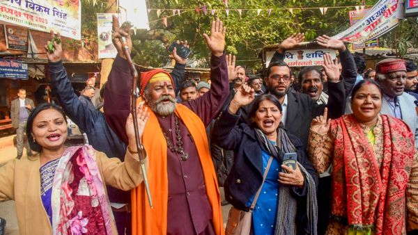 Gyanvapi case: ಜ್ಞಾನವಾಪಿ ಮಸೀದಿಯಲ್ಲಿ ಹಿಂದೂಗಳಿಗೆ ಪೂಜೆ ಸಲ್ಲಿಸಲು ಯಾವುದೇ ತಡೆಯಿಲ್ಲ!