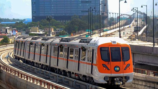 ರೈಲ್ವೆ ಪ್ರಯಾಣಿಕರೇ ಗಮನಿಸಿ: ಹುಬ್ಬಳ್ಳಿ ರೈಲು ನಿಲ್ದಾಣ ಇನ್ನಷ್ಟು ದೊಡ್ಡದಾಗಿ ಅಭಿವೃದ್ಧಿ ಹೊಂದುವುದು ಗ್ಯಾರಂಟಿ!