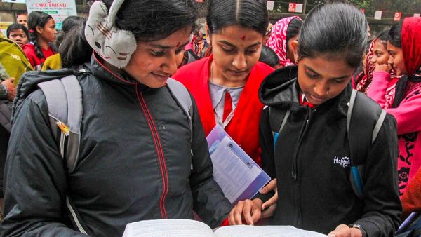 ವಿದ್ಯಾರ್ಥಿಗಳೇ ಮರೆಯದೇ ಗಮನಿಸಿ, ಹಾಗೇ ಈ ಸುದ್ದಿ ಓದಿ!