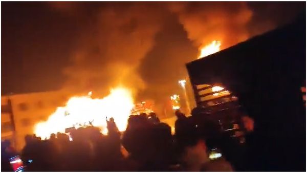 Manipur: ಎಸ್‌ಪಿ ಕಚೇರಿಗೆ ಮುತ್ತಿಗೆ ಹಾಕಿದ ಜನಸಮೂಹ