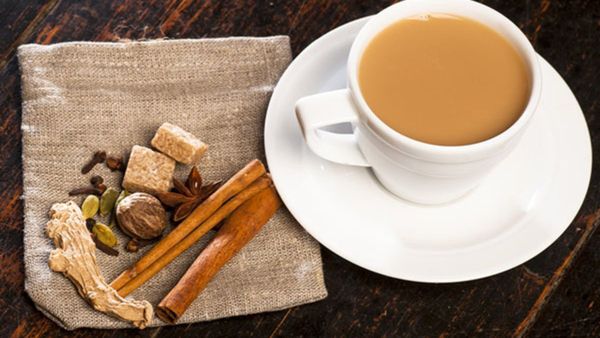 Masala chai: ಮಸಾಲಾ ಚಾಯ್ ಇಷ್ಟಾನಾ? ಎಲ್ಲರ ನೆಚ್ಚಿನ ಮಸಾಲಾ ಟೀ ಮಾಡುವ ಸುಲಭ ವಿಧಾನ ಇಲ್ಲಿದೆ
