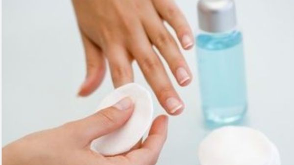 ಹೆಣ್ಣುಮಕ್ಕಳೇ ಇಲ್ಲಿ ಕೇಳಿ..! ನೇಲ್ ಪಾಲಿಶ್ ರಿಮೂವರ್ ಬಾಟಲ್ ಸ್ಫೋಟ, ಬಾಲಕಿ ಸ್ಥಿತಿ ಗಂಭೀರ