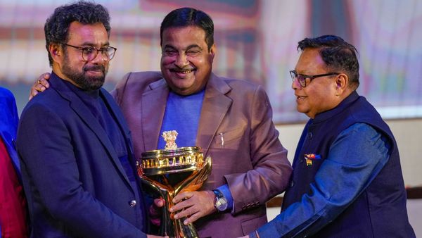 ಒಳ್ಳೆಯ ಕೆಲಸ ಮಾಡುವ ವ್ಯಕ್ತಿಗೆ ಗೌರವ ಸಿಗುವುದಿಲ್ಲ: ಕೇಂದ್ರ ಸಚಿವ ನಿತಿನ್ ಗಡ್ಕರಿ ಬೇಸರ