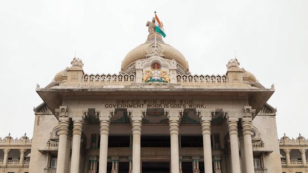 Government Employee: ಹಳೆ ಪಿಂಚಣಿ ಯೋಜನೆ ಅಧಿಕೃತ ಆದೇಶ, ಷರತ್ತು