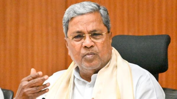 Government Employees: ಸರ್ಕಾರಿ ನೌಕರರಿಗೆ ಗುಡ್‌ ನ್ಯೂಸ್;‌ ಹಳೆ ಪಿಂಚಣಿ ಜಾರಿ ಮಾಡಿ ಗೆಜೆಟ್‌ ಪ್ರಕಟ