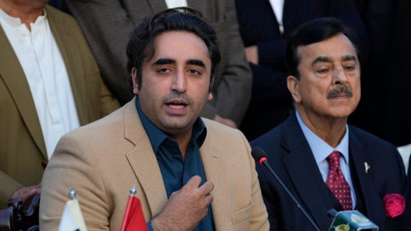 ಭಾರತದ ಶತ್ರು ವಿಲವಿಲ, ಇನ್ನೂ ಬದಲಾಗಿಲ್ಲ ಪಾಕಿಸ್ತಾನದ ಪರಿಸ್ಥಿತಿ!