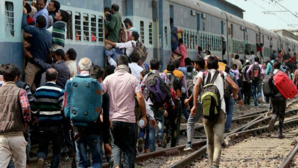 ಎಕ್ಸ್‌ಪ್ರೆಸ್ ದರ್ಜೆಗೆ ರೈಲುಗಳ ಮರು ವಿನ್ಯಾಸ: ಅಂತ್ಯಗೊಂಡಿತೇ ಪ್ಯಾಸೆಂಜರ್ ರೈಲುಗಳ ಯುಗ?