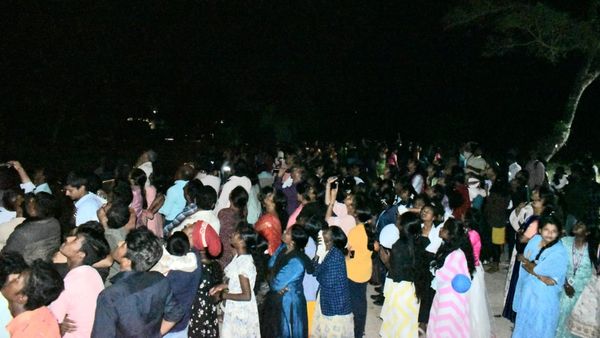 ಕೊಟ್ಟಿಗೆಹಾರದ ಕೆ.ಪಿ.ಪೂರ್ಣಚಂದ್ರ ತೇಜಸ್ವಿ ಪ್ರತಿಷ್ಠಾನದಲ್ಲಿ ಗಮನ ಸೆಳೆದ ಆಕಾಶ ವೀಕ್ಷಣೆ