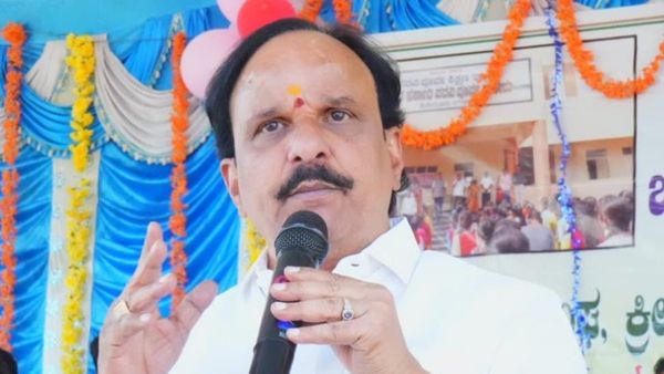 ಹಿಂದಿನ ಬಿಜೆಪಿ ಸರ್ಕಾರ ₹2.70 ಸಾವಿರ ಕೋಟಿ ಸಾಲ ಮಾಡಿದೆ: ಸಚಿವ ಡಿ.ಸುಧಾಕರ್ ಆರೋಪ