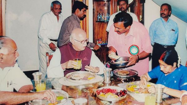 ಸುಷ್ಮಾ ಸ್ವರಾಜ್ ಹುಟ್ಟುಹಬ್ಬ; ಭಾವುಕರಾಗಿ ಪೋಸ್ಟ್‌ ಹಾಕಿದ ಜನಾರ್ದನ ರೆಡ್ಡಿ