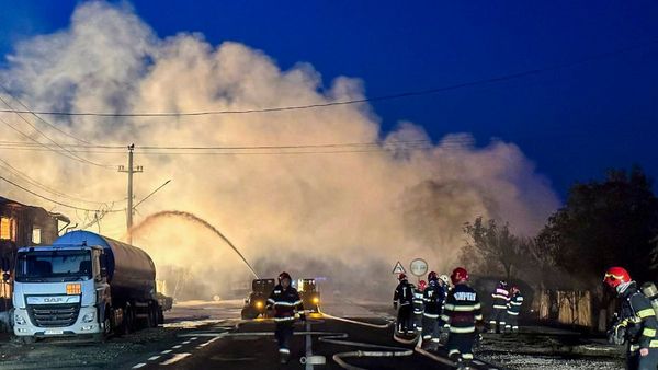 ತಮಿಳುನಾಡಿನಲ್ಲಿ ಬ್ಲಾಸ್ಟ್‌: ಹತ್ತು ಜನರ ಸಾವು, ಬೆಂಕಿಯಲ್ಲಿ ಸಿಲುಕಿಕೊಂಡಿರುವ ಹಲವರು- ಸ್ಪೋಟಕ ಮಾಹಿತಿ