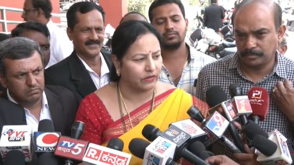 ಲೋಕಸಭಾ ಚುನಾವಣೆ 2024: ಹಾಸನದಲ್ಲಿ ಪುತ್ರನ ಪರ ಮತಯಾಚನೆಗಿಳಿದ ಭವಾನಿ ರೇವಣ್ಣ