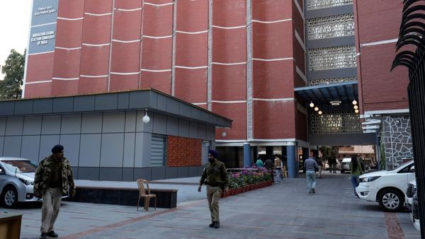 ಲೋಕಸಭೆ ಚುನಾವಣೆ ಘೋಷಣೆ: ದೇವಾಲಯ, ಮಠಗಳಿಗೆ ನಿಯಮಗಳು