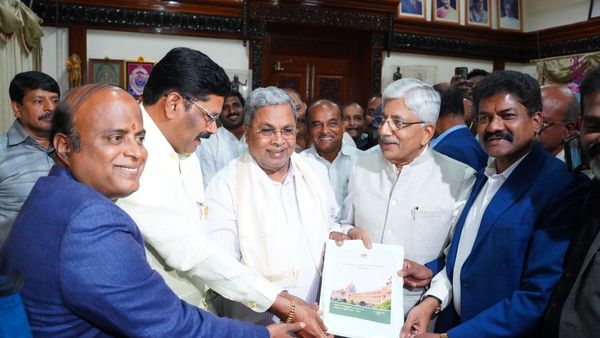 ಜಾತಿ ಗಣತಿ ವರದಿ; ಪ್ರಮಾಣ ಪತ್ರ ಸಲ್ಲಿಸಿ ಎಂದ ಹೈಕೋರ್ಟ್