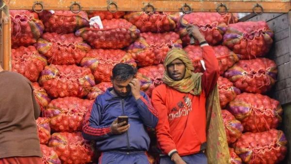 ಈರುಳ್ಳಿ ಬೆಲೆ ಕುಸಿತದ ಆತಂಕದಲ್ಲಿದ್ದ ರೈತರಿಗೆ ಗುಡ್‌ ನ್ಯೂಸ್‌!