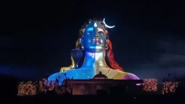 ಶಿವರಾತ್ರಿಯಂದು ಚಿಕ್ಕಬಳ್ಳಾಪುರದ ಇಶಾ ಫೌಂಡೇಶನ್‌ಗೆ ಹೋಗುವಿರಾ? ಇದನ್ನು ತಿಳಿಯಿರಿ...