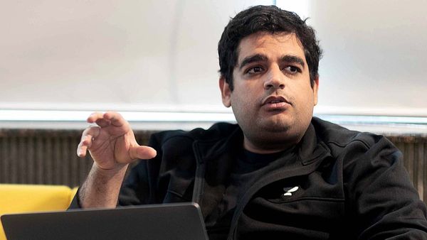 ಯೂಟ್ಯೂಬ್‌ ಚಾನೆಲ್​​ ಅನ್ನು 25 ಸಾವಿರ ಕೋಟಿಯ ಕಂಪೆನಿಯಾಗಿ ಪರಿವರ್ತಿಸಿದ ಯುವಕ!