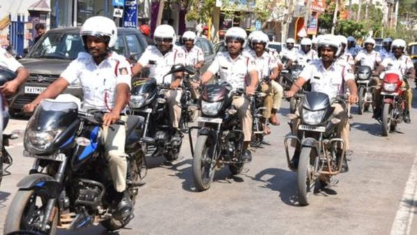 ಬಿಸಿಲಿನ ಶಾಖಕ್ಕೆ ಬೇಸತ್ತು ಎಸಿ ಹೆಲ್ಮೆಟ್‌ ಮೊರೆಹೋದ ಟ್ರಾಫಿಕ್‌ ಪೊಲೀಸರು-ಎಲ್ಲಿ?