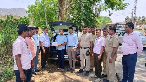 ದಾಖಲೆ ಇಲ್ಲದೆ ಸಾಗಿಸುತ್ತಿದ್ದ ₹1.57 ಕೋಟಿ ಮೌಲ್ಯದ ಚಿನ್ನಾಭರಣ ವಶ