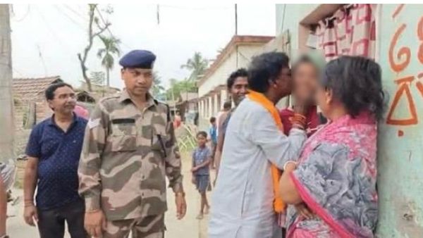 Lok Sabha Election 2024: ಪ್ರಚಾರದ ವೇಳೆ ಯುವತಿಗೆ ಮುತ್ತಿಟ್ಟ ಬಿಜೆಪಿ ಅಭ್ಯರ್ಥಿ: ಫೋಟೋ ವೈರಲ್