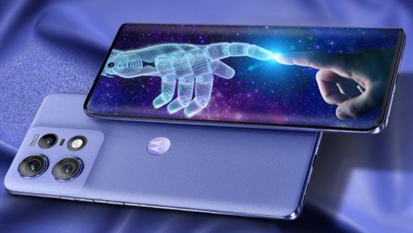  Smartphone: ಇಂದು ಮೊಟೊರೊಲಾ ಎಡ್ಜ್‌ 50 ಪ್ರೊ ಬಿಡಗಡೆ: ಏನೆಲ್ಲಾ ವಿಶೇಷತೆಗಳನ್ನು ಹೊಂದಿದೆ ಗೊತ್ತಾ ಈ ಸ್ಮಾರ್ಟ್‌ಫೋನ್‌ 