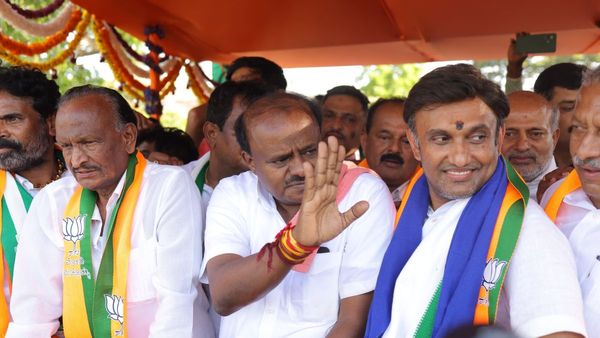 ಡಾ.ಕೆ.ಸುಧಾಕರ್‌ ಗೆಲ್ಲಿಸಿ ನರೇಂದ್ರ ಮೋದಿ ಅವರಿಗೆ ಶಕ್ತಿ ನೀಡಿ: ಮಾಜಿ ಸಿಎಂ ಎಚ್‌.ಡಿ. ಕುಮಾರಸ್ವಾಮಿ