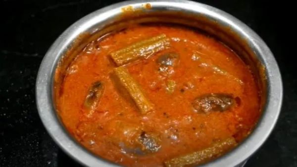 Drumstick Brinjal Curry Recipe: ಸಂತೆಯಲ್ಲಿ ನುಗ್ಗೆಕಾಯಿ ಬದನೆಕಾಯಿ ತಂದಿರೆನು? ಹಿಂಗ ಸಾಂಬರ್ ಮಾಡ್ರಲ್ಲಾ... ಮಸ್ತ್ ಇರ್ತೈತಿ