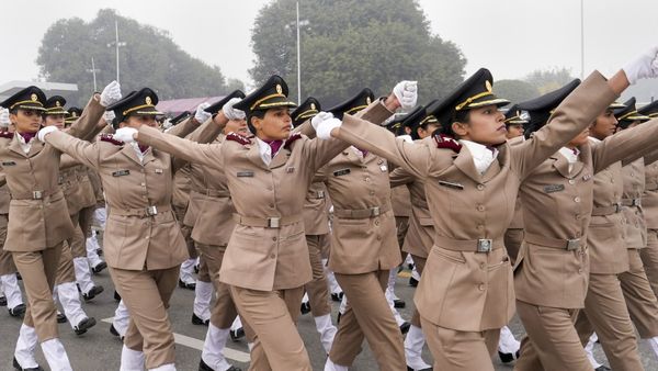 Indian Army Recruitment 2024: ಪರೀಕ್ಷೆಯಿಲ್ಲದೆ ಸೇನೆಯಲ್ಲಿ ಅಧಿಕಾರಿಯಾಗಿ 2,50,000 ರೂ.ವರೆಗೆ ಸಂಬಳ ಪಡೆಯಿರಿ!