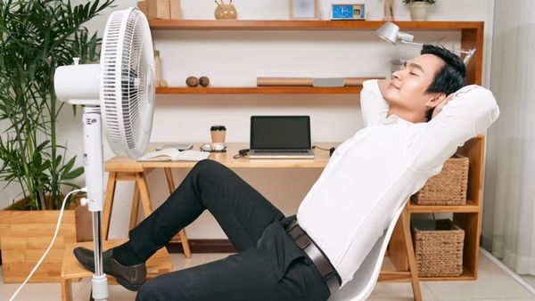 Keep House Cool without AC: ಎಸಿ ಇಲ್ಲದೆ ಮನೆ ತಂಪಾಗಿಡಲು ಬಯಸುವಿರಾ? ಈ ಸುಲಭ ಮಾರ್ಗಗಳನ್ನು ಅನುಸರಿಸಿ!