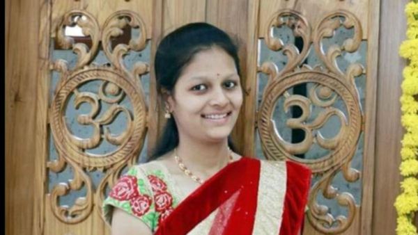 Neha Hiremath Murder Case: ನಮಗೆ ಲವ್ ಜಿಹಾದ್ ಅನಿಸುತ್ತಿದೆ, ನೀವ್ಯಾಕೆ ಇಲ್ಲಾ ಅಂತೀರಾ?: ಪ್ರಶ್ನೆ ಮಾಡಿದ್ಯಾರು & ಯಾರಿಗೆ?