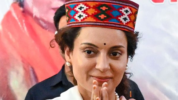 ನೇತಾಜಿ ಭಾರತ ಮೊದಲ ಪ್ರಧಾನಿ; ಕಂಗನಾ ಹೇಳಿಕೆಗೆ ಸುಭಾಷ್ ಚಂದ್ರ ಬೋಸ್ ಕುಟುಂಬಸ್ಥರ ಆಕ್ರೋಶ