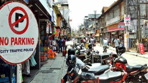 Bengaluru Parking: ಎಂಜಿ ರಸ್ತೆ, ಚರ್ಚ್ ಸ್ಟ್ರೀಟ್‌ನಲ್ಲಿ ಸ್ಮಾರ್ಟ್ ಪಾರ್ಕಿಂಗ್ ವೈಫಲ್ಯದ ಬಳಿಕ ಹೊಸ ಪಾರ್ಕಿಂಗ್ ವ್ಯವಸ್ಥೆ