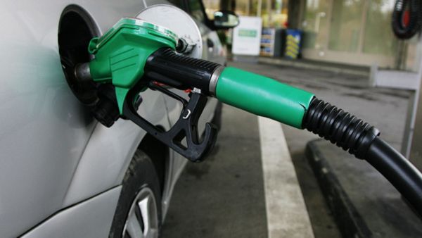 Petrol Price: ಇಂದಿನ ಪೆಟ್ರೋಲ್‌ ಮತ್ತು ಡೀಸೆಲ್‌ ಬೆಲೆ ವಿವರ ತಿಳಿಯಿರಿ