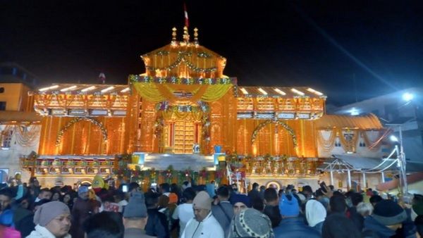 Badrinath Dham Start: ವೇದಘೋಷದೊಂದಿಗೆ ಬದರಿನಾಥ ದೇವಸ್ಥಾನದ ಬಾಗಿಲು ಓಪನ್