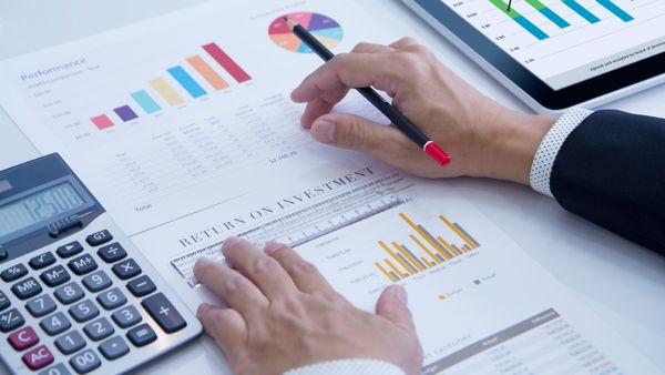 ಎಫ್‌ಡಿ ದರಗಳನ್ನು ಹೆಚ್ಚಿಸಿದ ಬಜಾಜ್ ಫೈನಾನ್ಸ್: ಇಂದೇ ನಿಮ್ಮ ಆರ್ಥಿಕ ಭವಿಷ್ಯವನ್ನು ಸುರಕ್ಷಿತಗೊಳಿಸಿಕೊಳ್ಳಿ