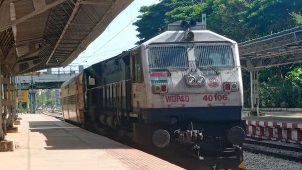 ಬೆಂಗಳೂರು-ಕಲಬುರಗಿ ವಿಶೇಷ ರೈಲು ರದ್ದು, ಜನರ ಆಕ್ರೋಶ