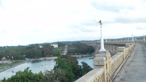 ತಮಿಳುನಾಡಿಗೆ 2.5 ಟಿಎಂಸಿ ಕಾವೇರಿ ನೀರು ಹರಿಸಲು ನಿರ್ದೇಶನ