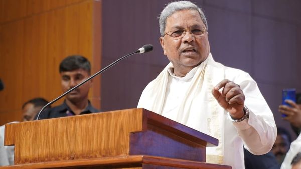 ಪ್ರತಿಪಕ್ಷಗಳು ನನ್ನನ್ನು ಜೀವಂತ ಸಮಾಧಿ ಮಾಡಲು ಬಯಸುತ್ತವೆ ಎಂಬ ಪ್ರಧಾನಿ ಹೇಳಿಕೆಗೆ ಸಿದ್ದರಾಮಯ್ಯ ತಿರುಗೇಟು