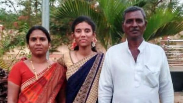 SSLC Result: 625 ಕ್ಕೆ 625 ಅಂಕ ಪಡೆದ ಅಂಕಿತಾ ರಾಜ್ಯಕ್ಕೆ ಟಾಪರ್; ಕೀರ್ತಿ ಹೆಚ್ಚಿಸಿದ ವಿಧ್ಯಾರ್ಥಿನಿಗೆ ಅಭಿನಂಧನೆಗಳ ಸುರಿ ಮಳೆ