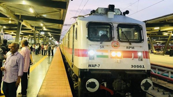  Summer Special Express Trains: ಬೆಂಗಳೂರಿನಿಂದ ಈ ಮಾರ್ಗಗಳಿಗೆ ಬೇಸಿಗೆ ವಿಶೇಷ ಎಕ್ಸ್‌ಪ್ರೆಸ್‌ ರೈಲು ಸೇವೆ-ಮಾಹಿತಿ