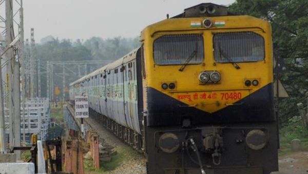 ಮೇ 6, 7ಕ್ಕೆ ಬೆಂಗಳೂರು-ವಿಜಯನಗರ ವಿಶೇಷ ರೈಲು, ವೇಳಾಪಟ್ಟಿ